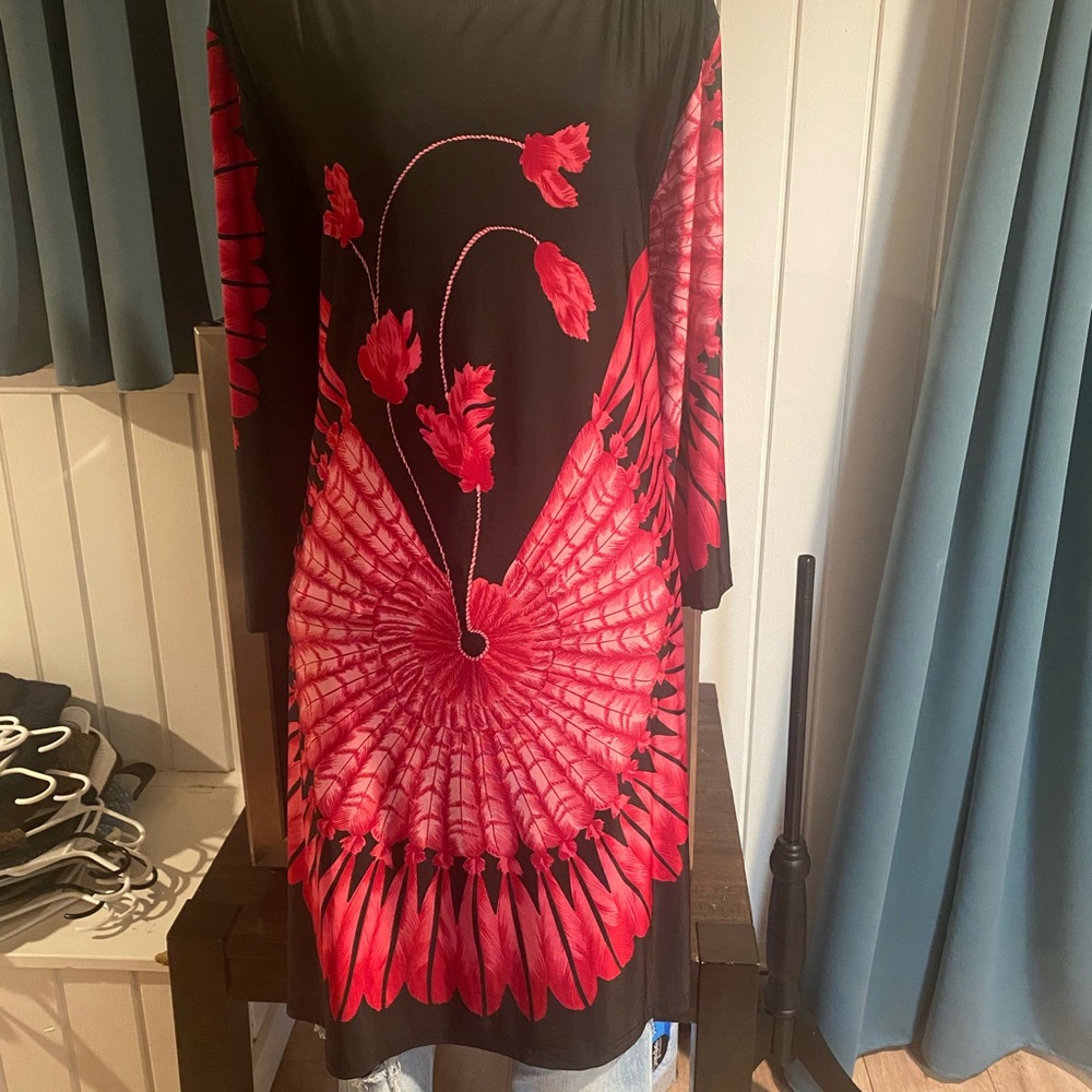 Elegant Red and Black Floral Dress